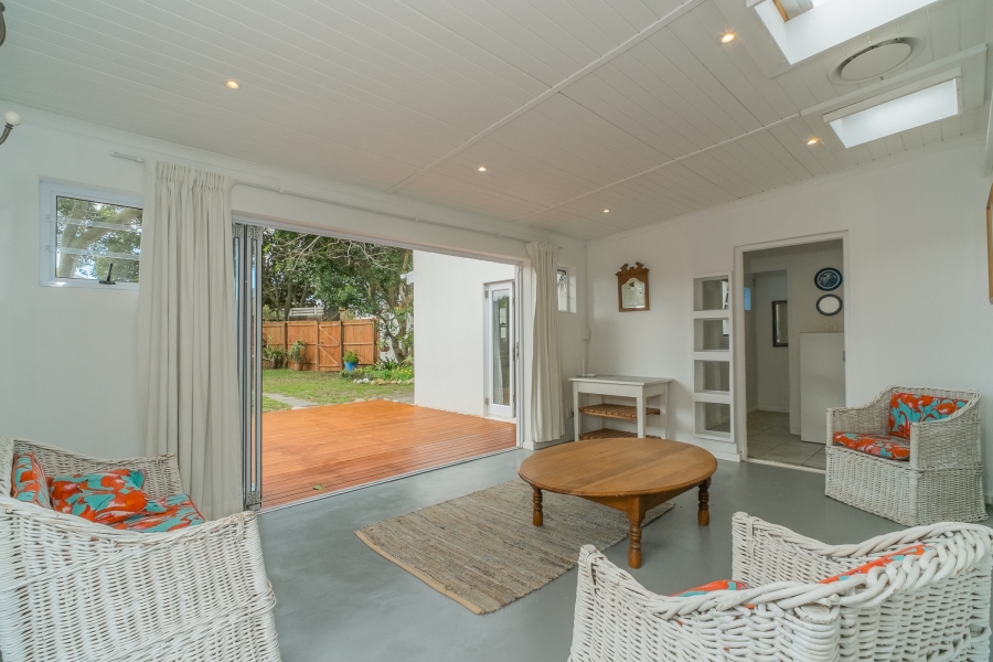 2 Bedroom Property for Sale in Kommetjie Western Cape